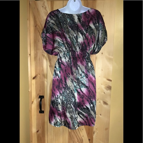 Lightweight Short Sleeve Daytrip Dress or Pool Cover-up from Buckle - Picture 2 of 10